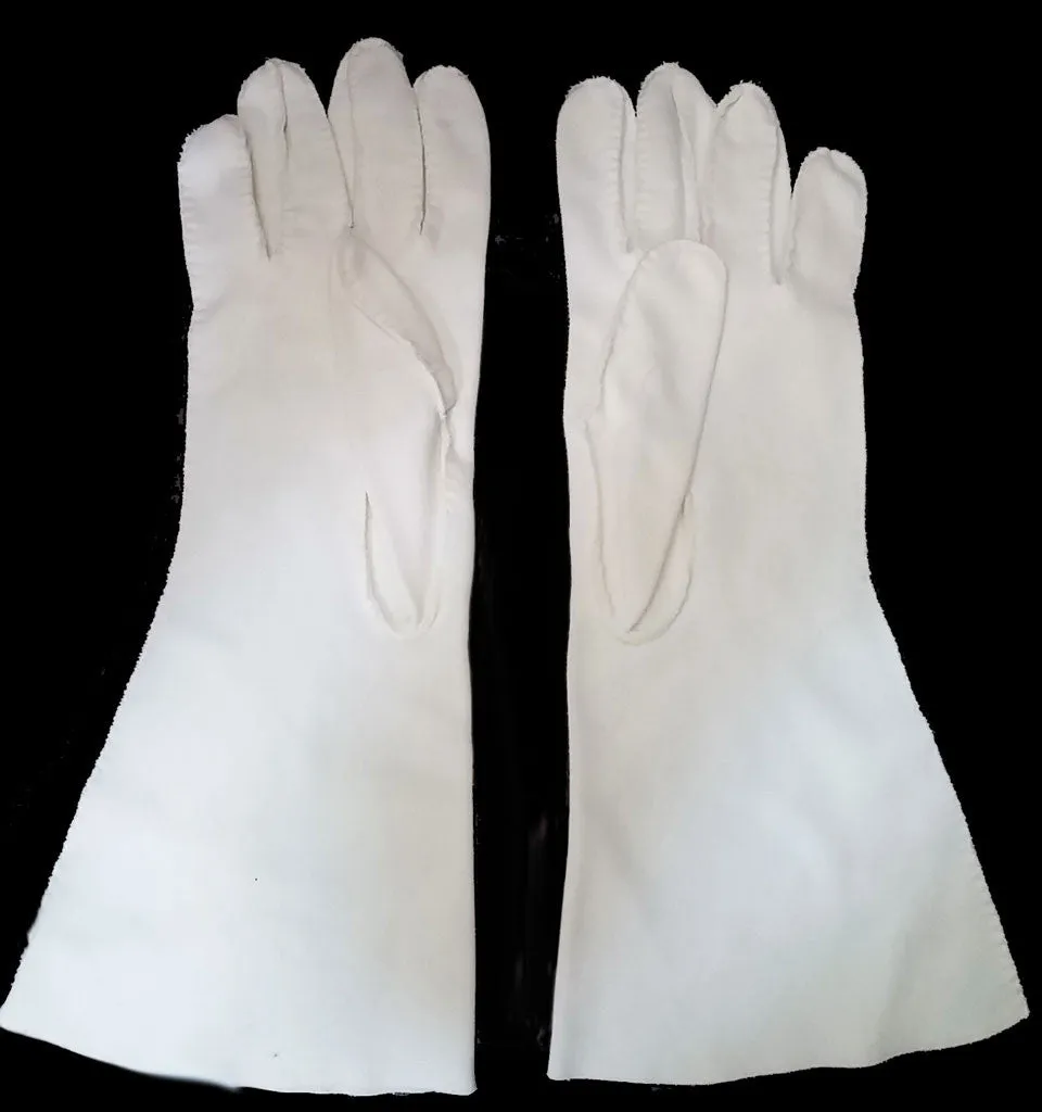 *VINTAGE '60s LONG OFF WHITE COTTON FORMAL GAUNTLET WEDDING GLOVES WITH RAISED DIAMOND DESIGNS