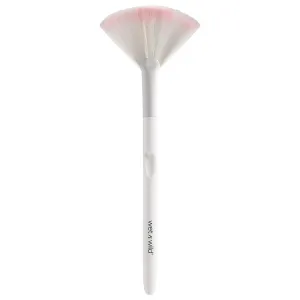 WET N WILD - Fan Brush - 1 Brush